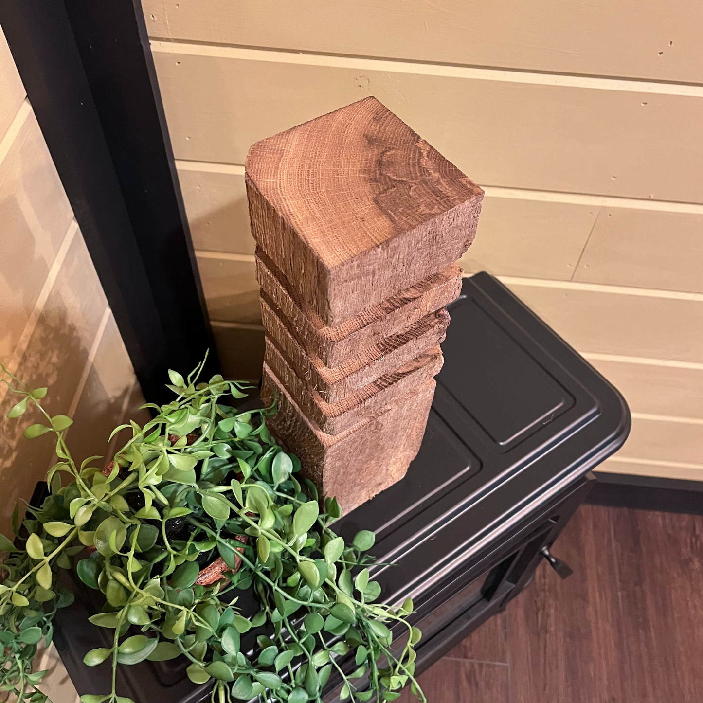 Reclaimed Oak Barnwood Lamp – Rustic Industrial Decor-Handcrafted Table Lamp