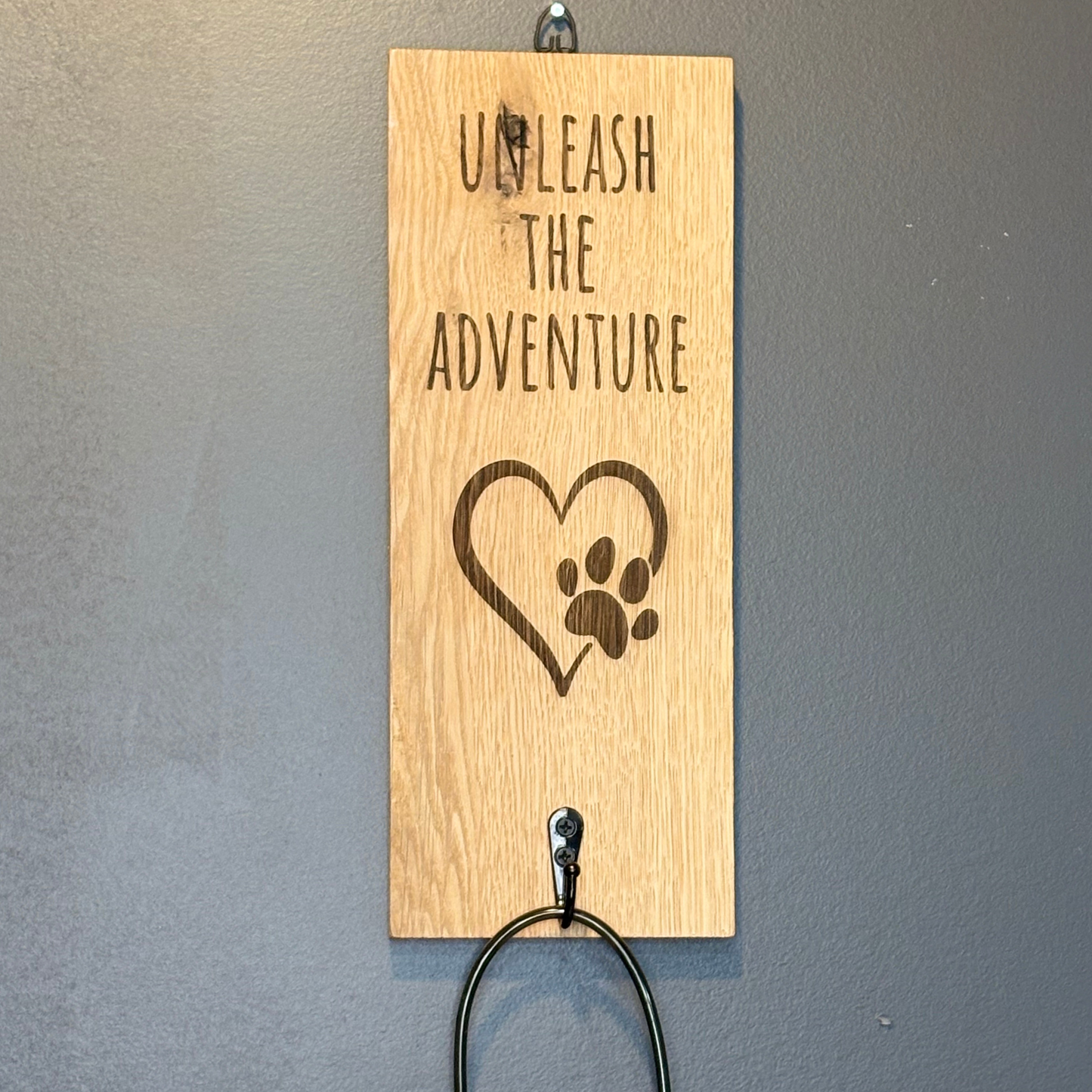 Wooden Dog Leash Holder – “Unleash the Adventure”